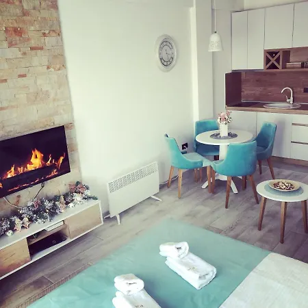 P20 Milmari, Deluxe Studio,