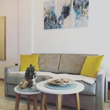 P20 Milmari, Deluxe Studio,